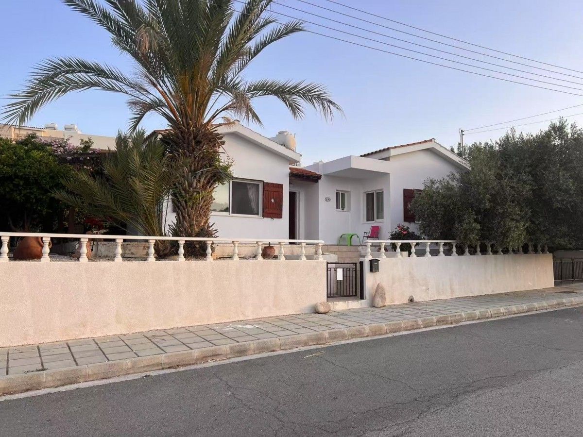 Bungalow en Pafos, Chipre, 115 m² - imagen 1
