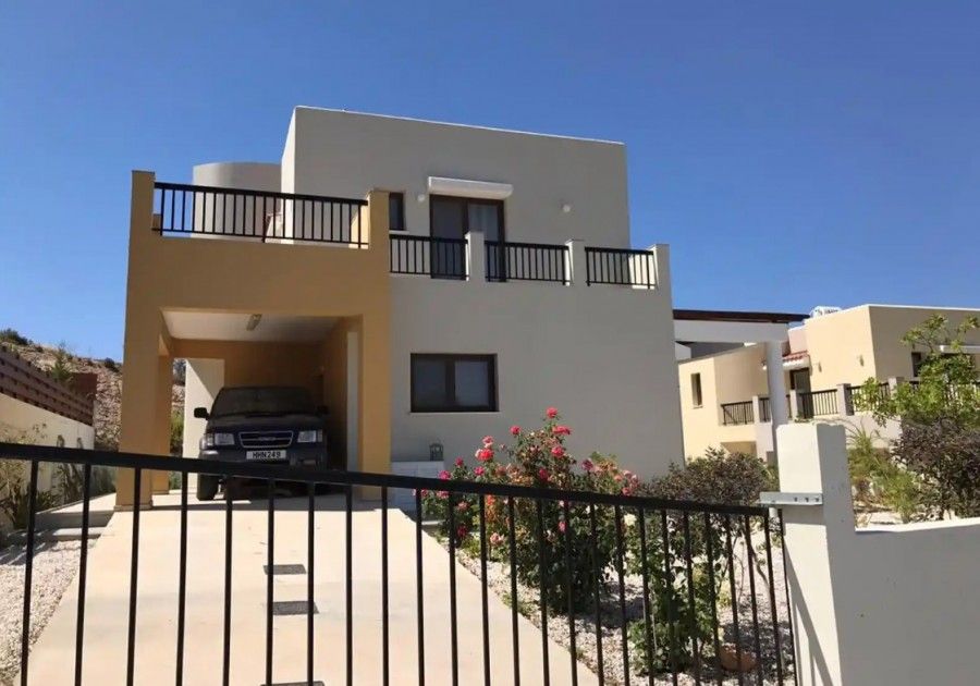 Villa in Paphos, Cyprus, 165 m² - picture 1