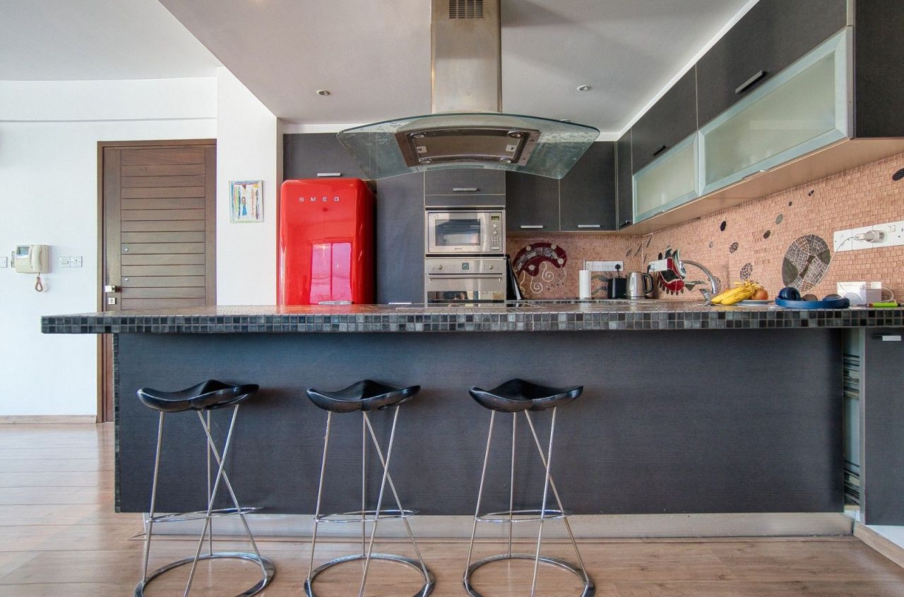 Apartamento en Limasol, Chipre, 128 m² - imagen 2