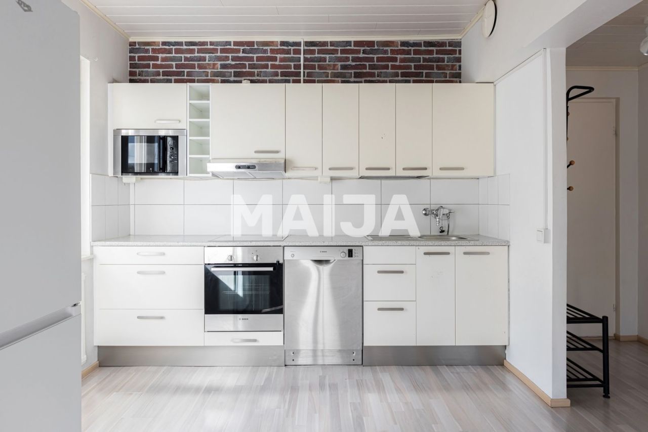Apartment in Kotka, Finland, 48 m² - picture 1