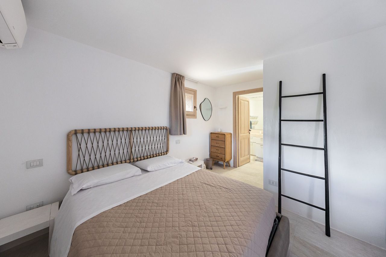 Villa in Porto Cervo, Italy, 350 m² - picture 14