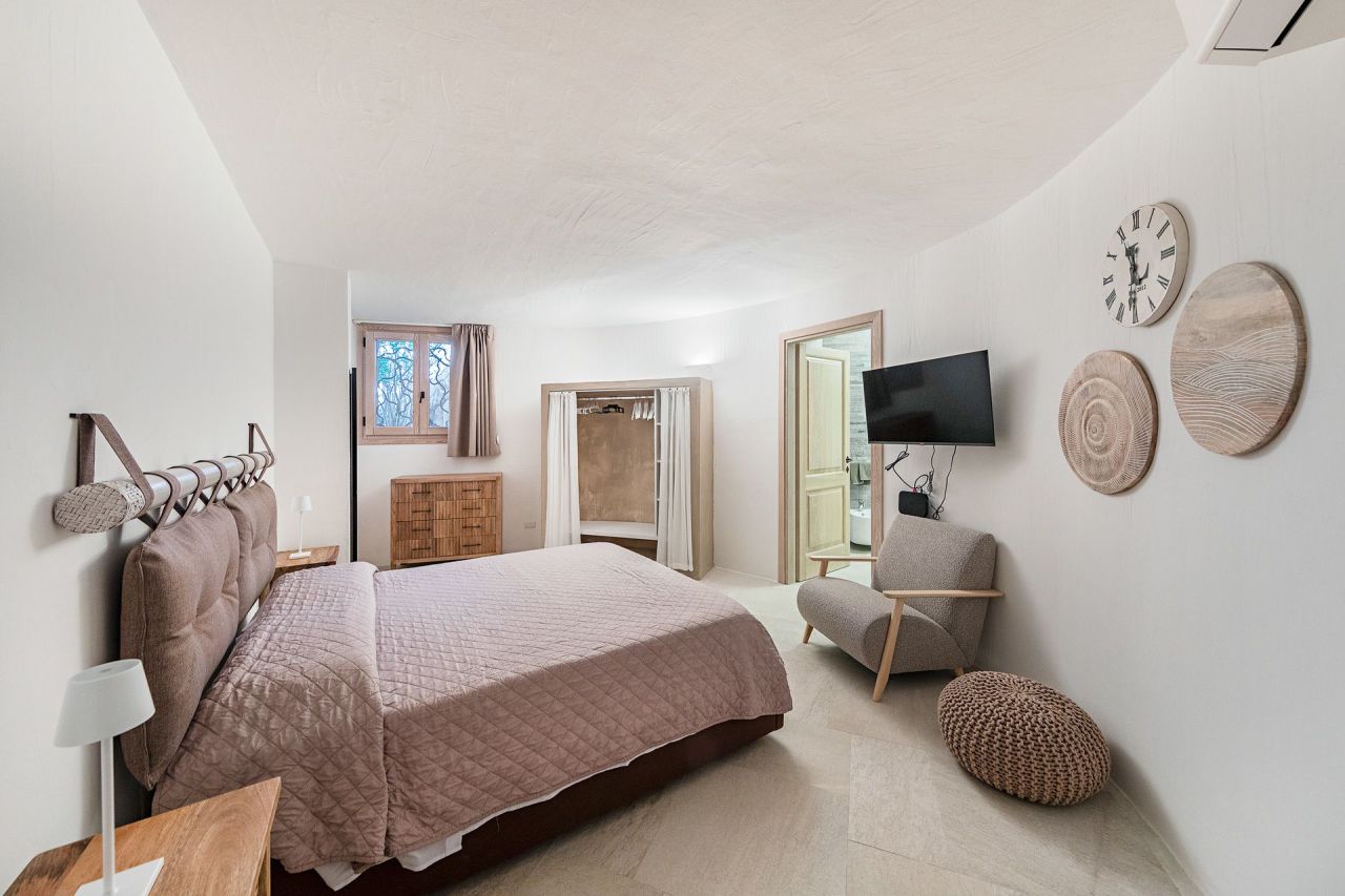 Villa in Porto Cervo, Italy, 350 m² - picture 16