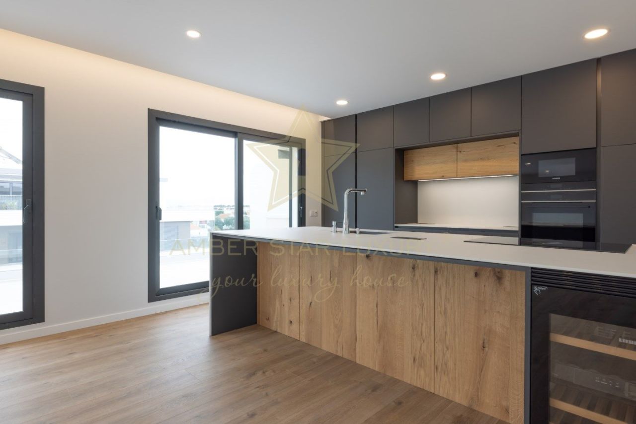 Penthouse in Lisbon, Portugal, 225 m² - picture 3