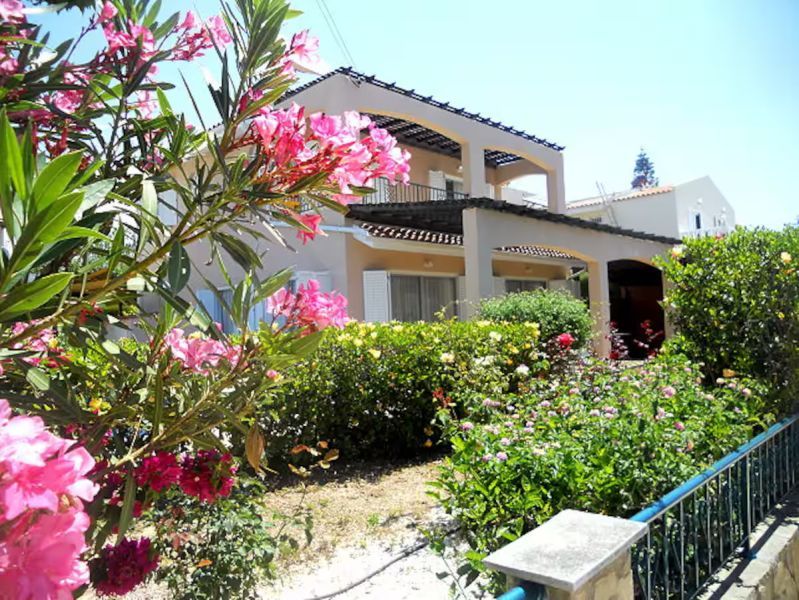 Villa à Coral Bay, Chypre, 150 m² - image 4