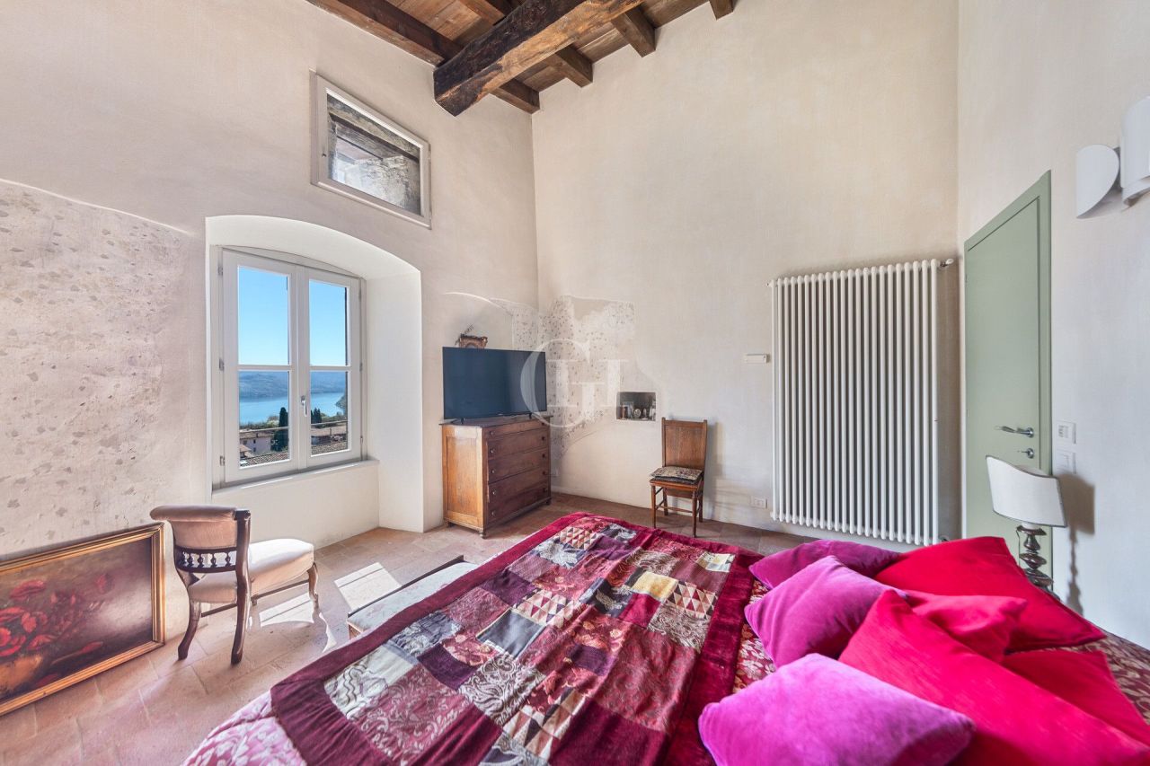 Castello sul Lago d'Iseo, Italia, 700 m² - foto 14