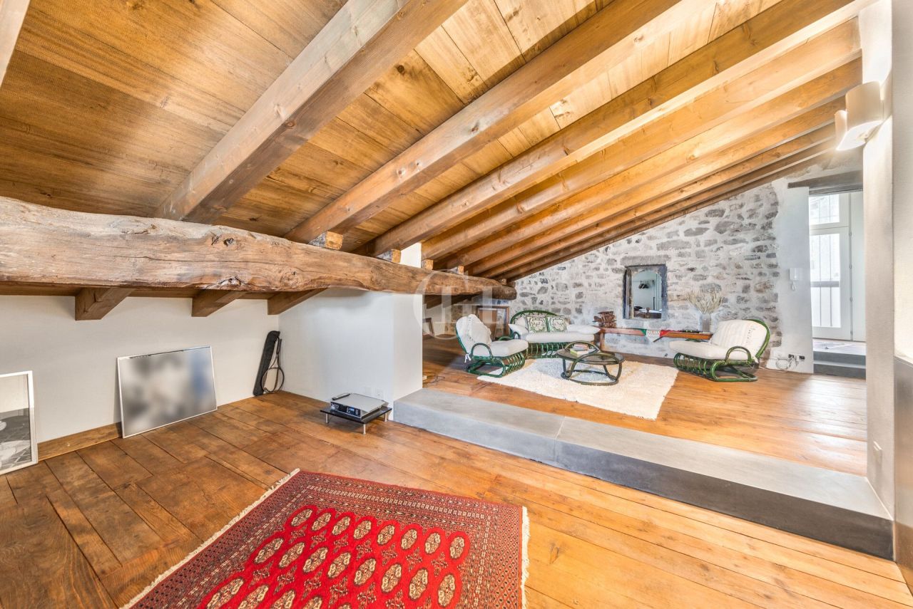 Castello sul Lago d'Iseo, Italia, 700 m² - foto 15