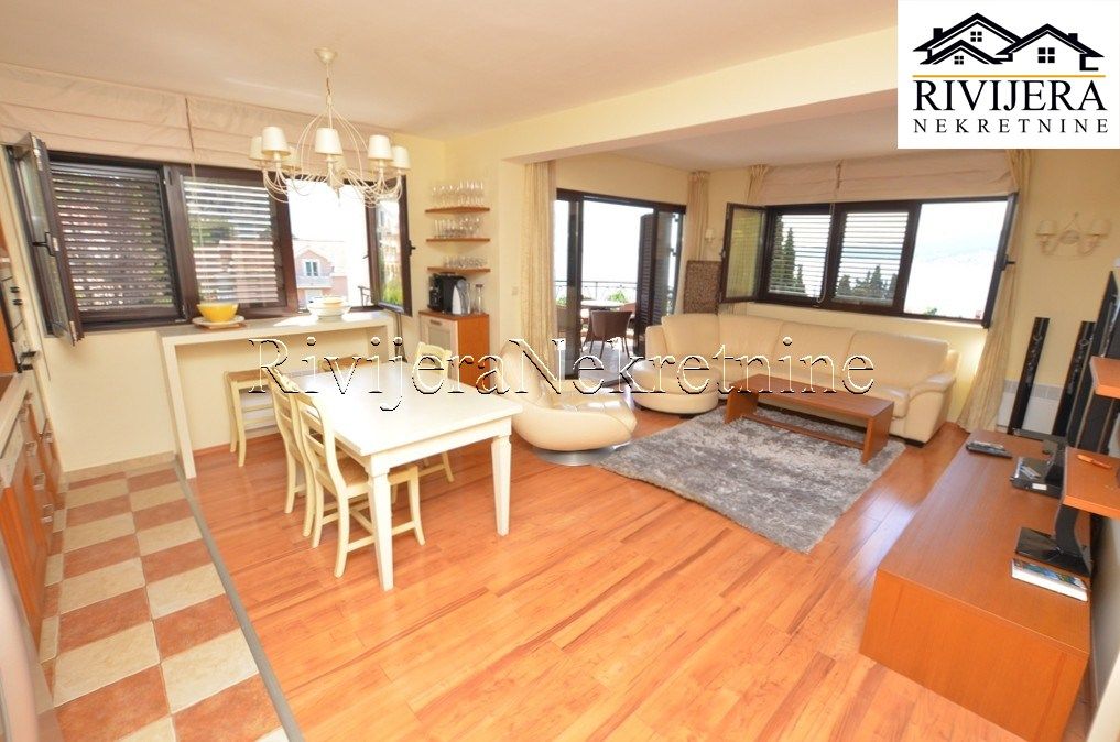 Flat in Herceg-Novi, Montenegro, 121 m² - picture 4