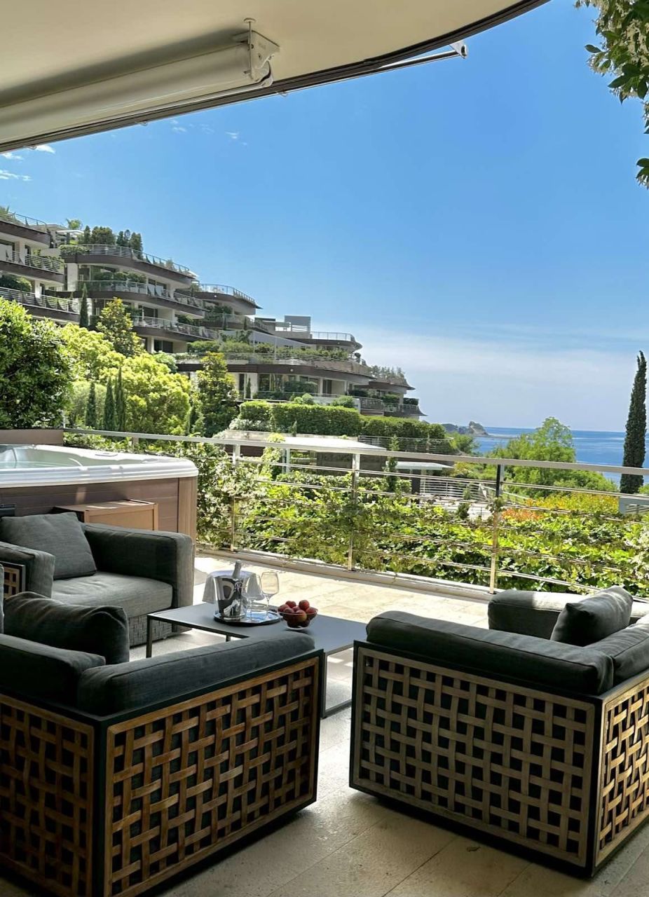 Flat in Budva, Montenegro, 159 m² - picture 1