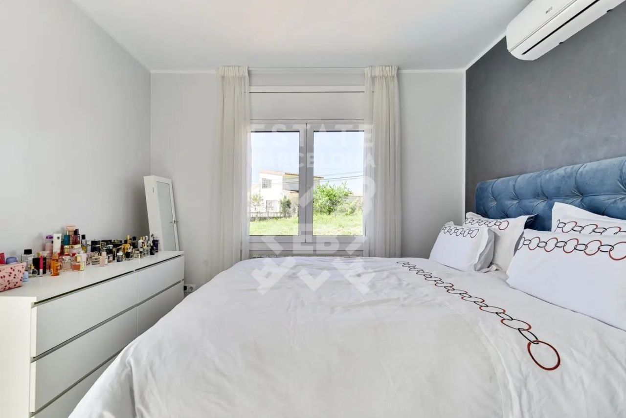 Villa en Lloret de Mar, España, 408 m² - imagen 13