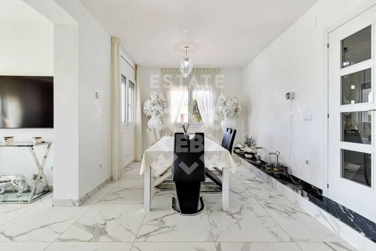 Villa en Lloret de Mar, España, 408 m² - imagen 17