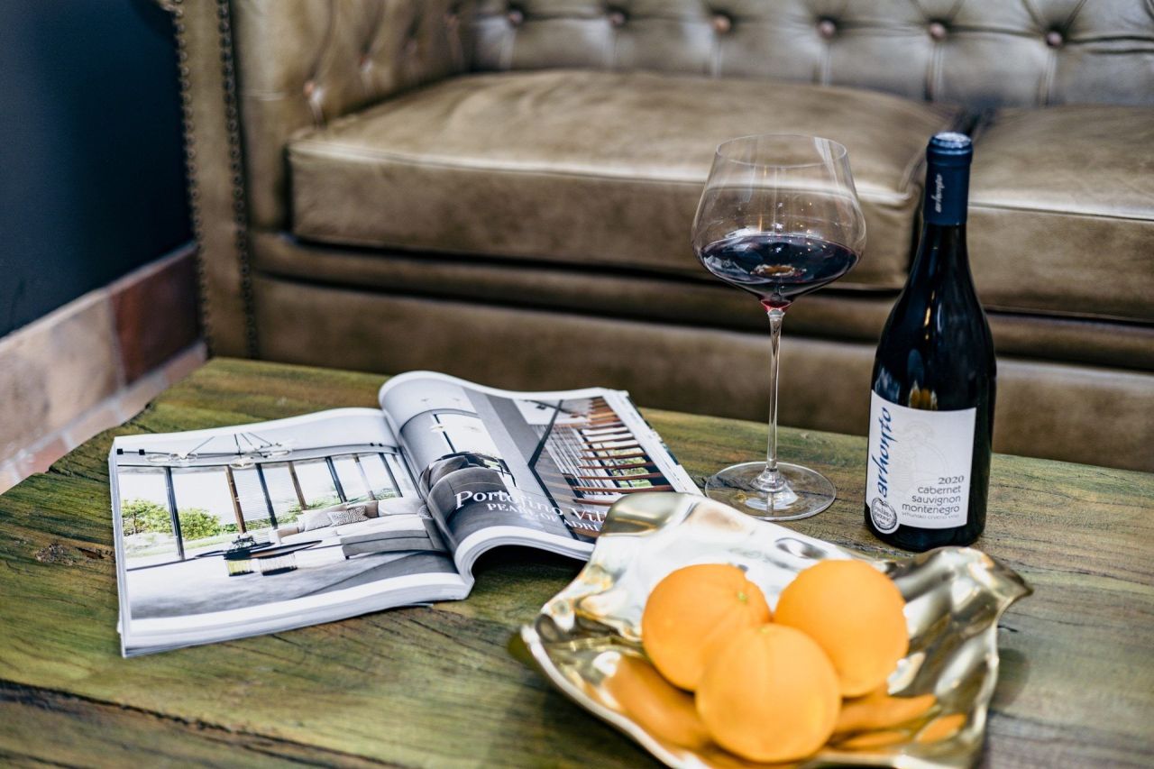 Piso en Herceg-Novi, Montenegro, 179.6 m² - imagen 15