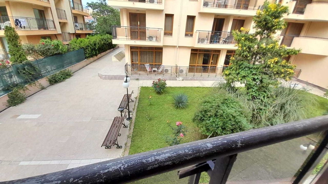 Appartement à Slantchev Briag, Bulgarie, 65 m² - image 10