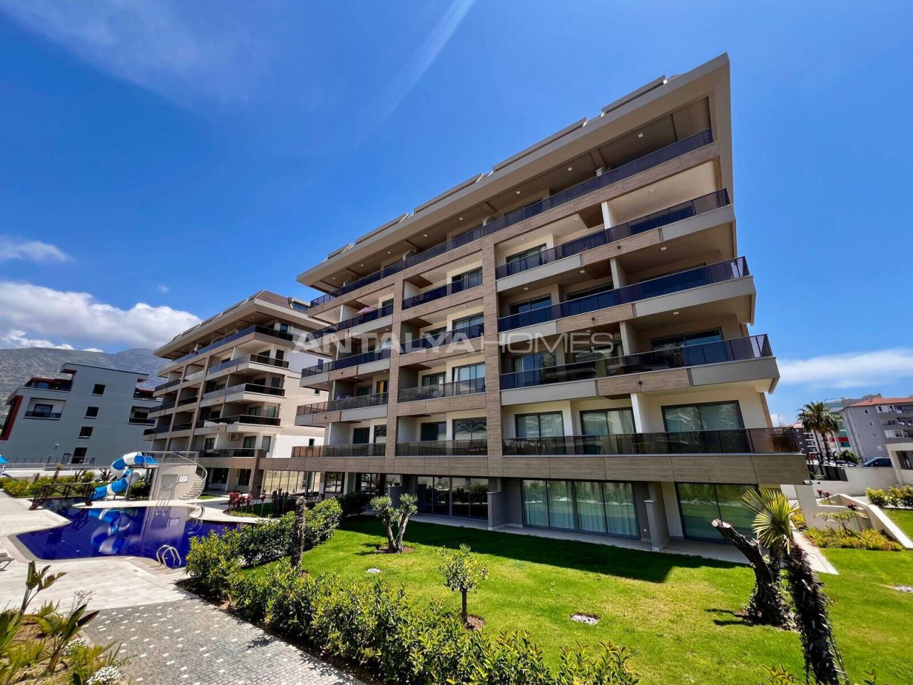 Apartment in Alanya, Turkey, 55 m² - picture 1