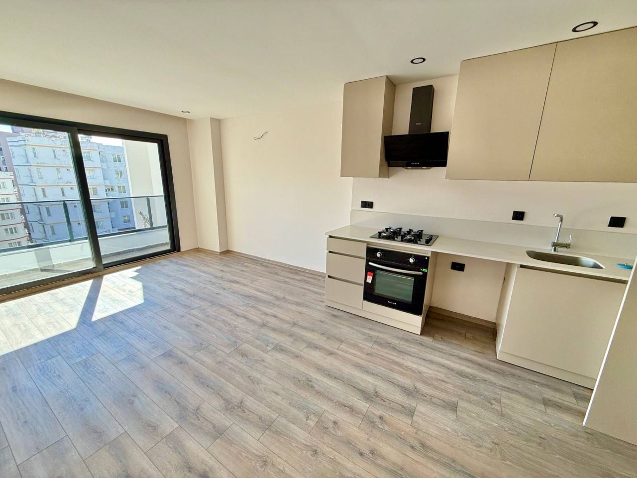 Piso en Mersin, Turquia, 70 m² - imagen 2