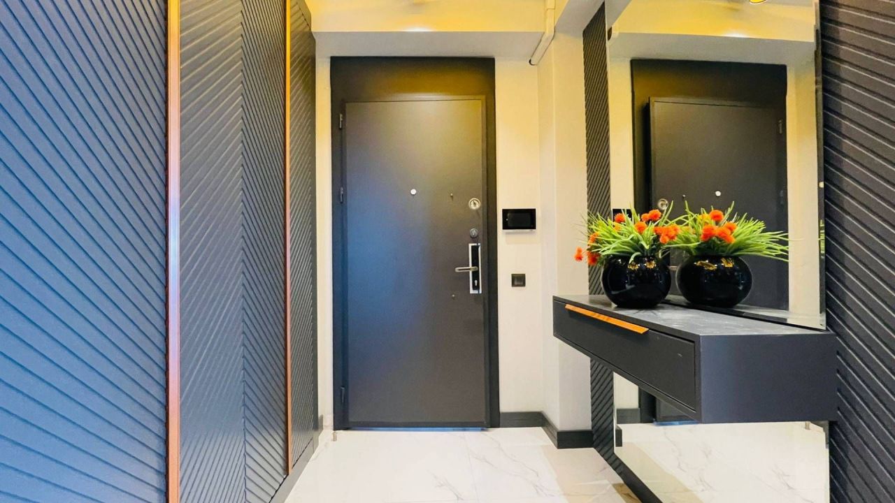 Piso en Mersin, Turquia, 160 m² - imagen 11