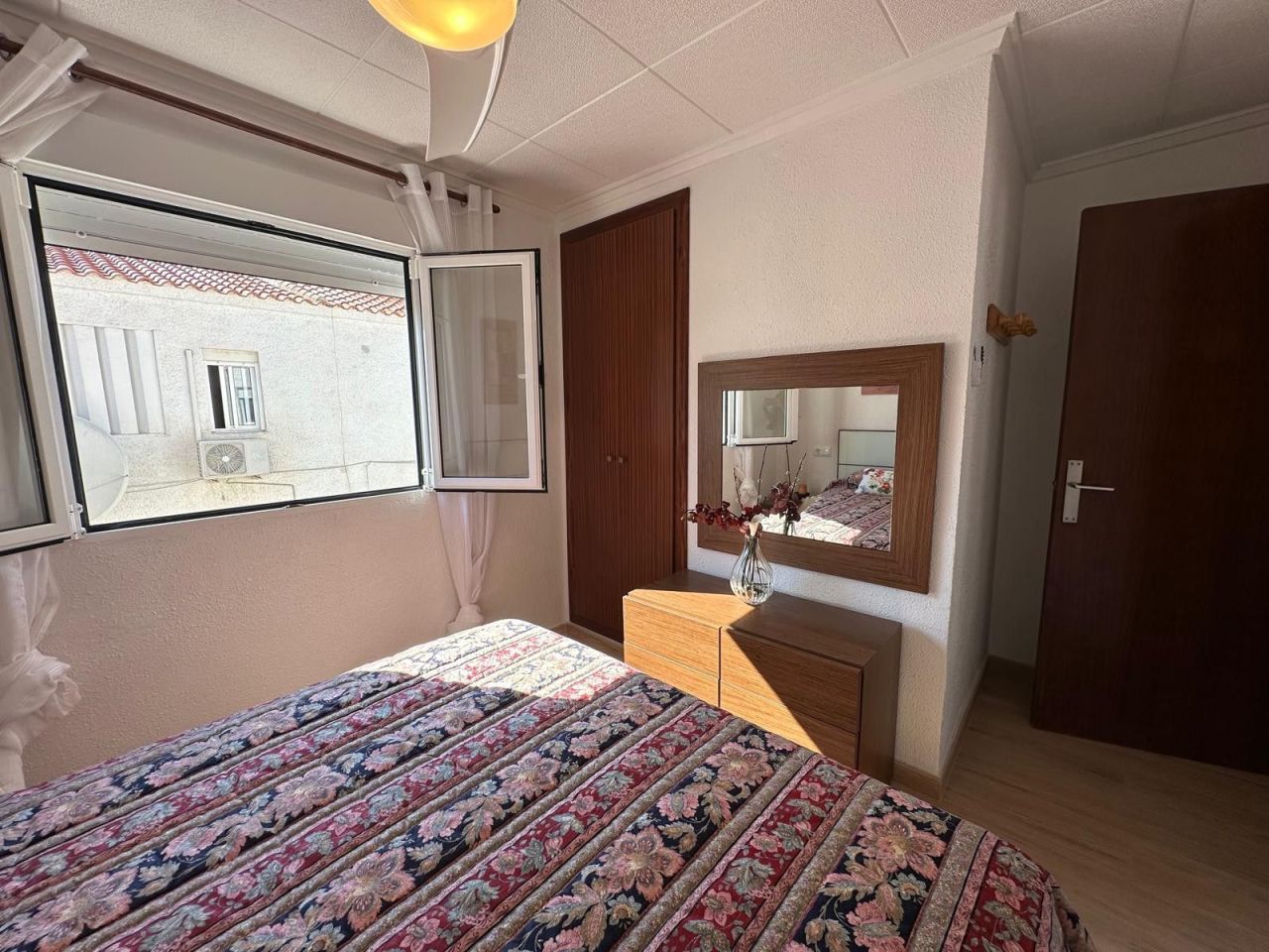 Bungalow à Mil Palmeras, Espagne, 85 m² - image 7