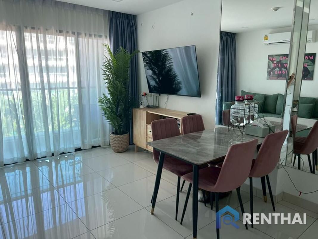 Apartment in Pratamnak, Thailand, 42 m² - picture 1
