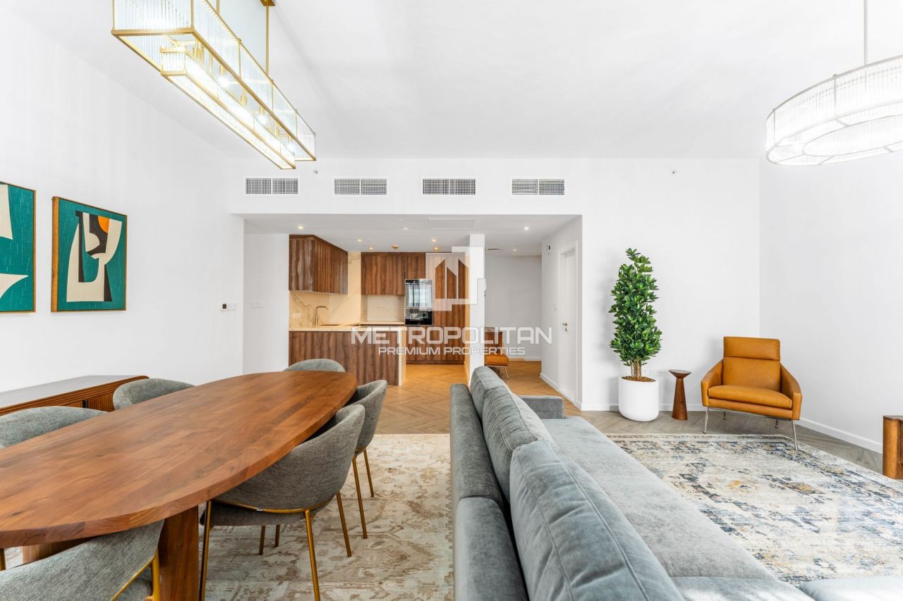 Apartment in Dubai, UAE, 128 m² - picture 1