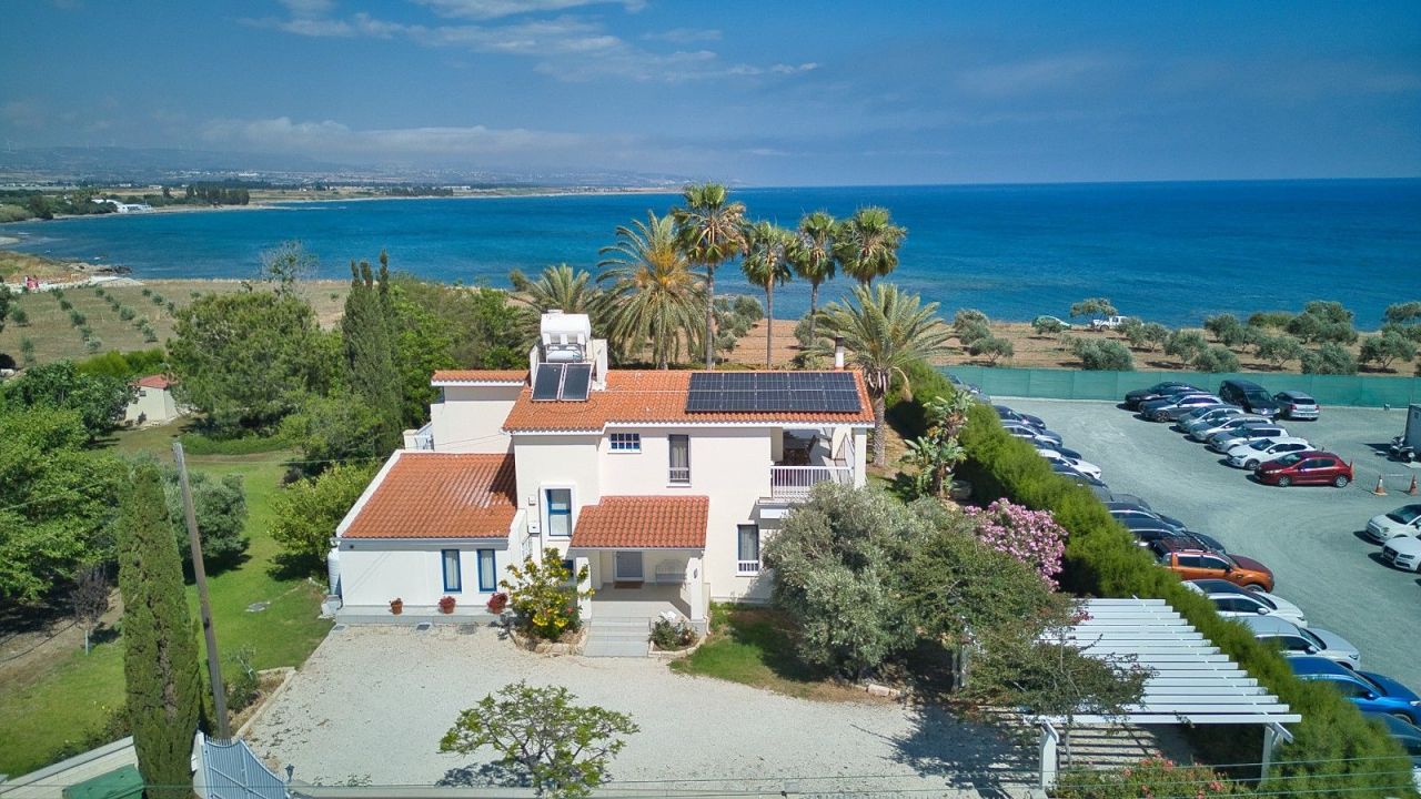 Villa à Paphos, Chypre, 188 m² - image 1