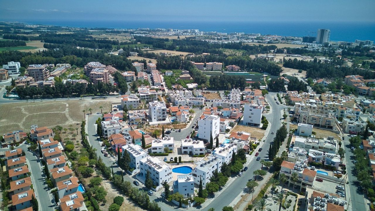 Penthouse in Paphos, Cyprus - picture 1