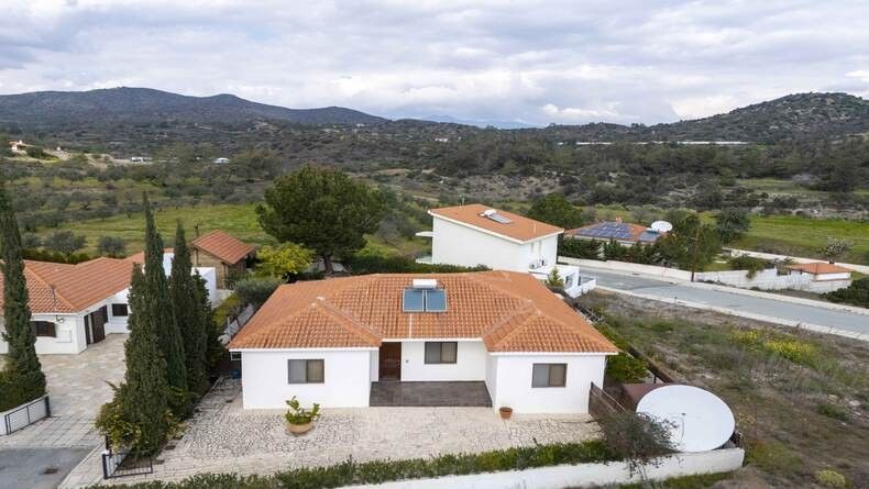 Villa à Limassol, Chypre, 204 m² - image 1