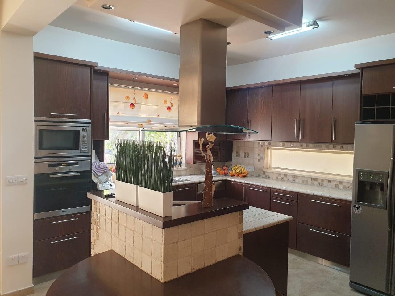 House in Agios Athanasios, Cyprus - picture 3