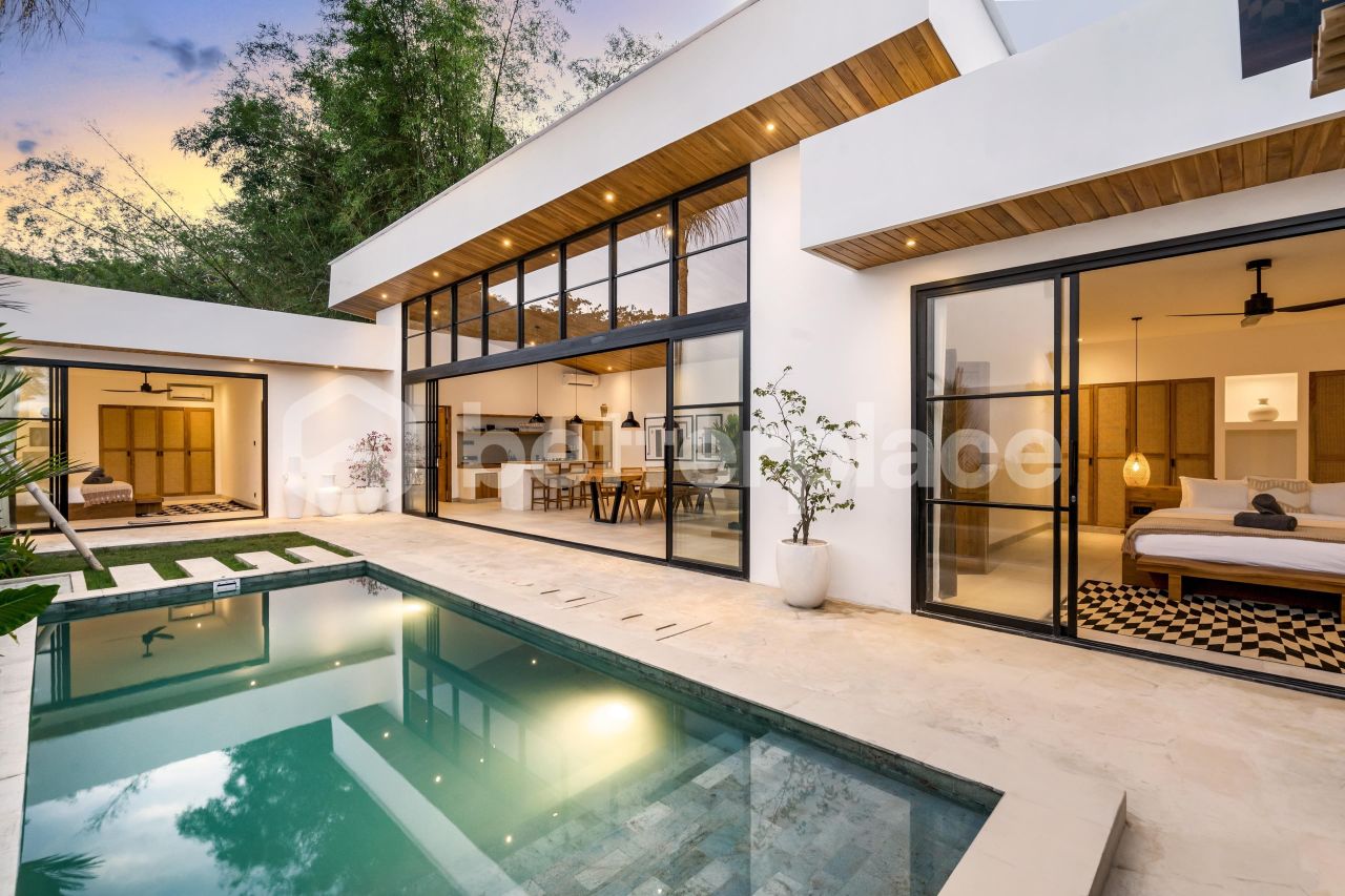 Villa en Bukit, Indonesia, 195 m² - imagen 1