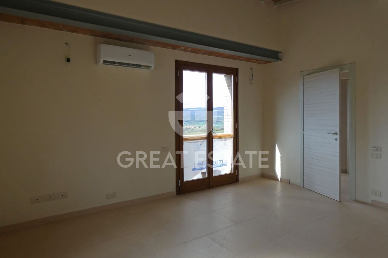 Casa a Città della Pieve, Italia, 303 m² - foto 12