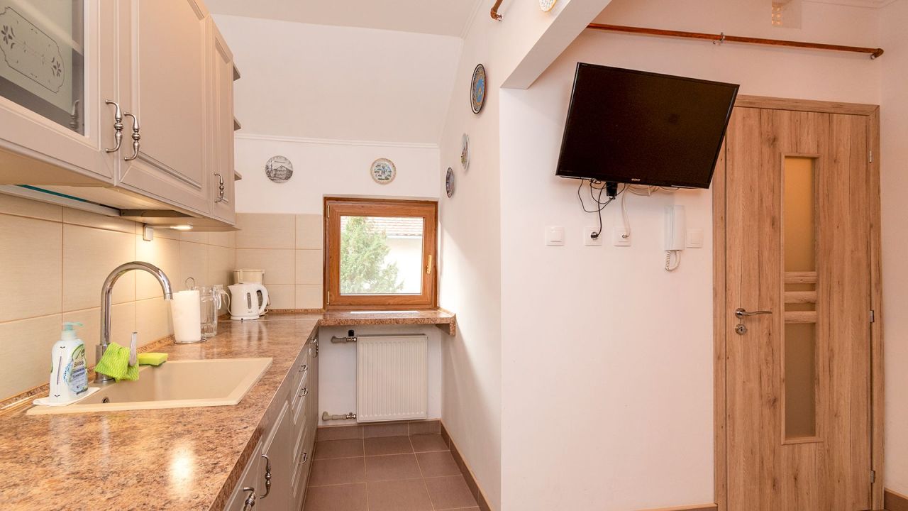 Apartment in Heviz, Hungary, 40 m² - picture 10