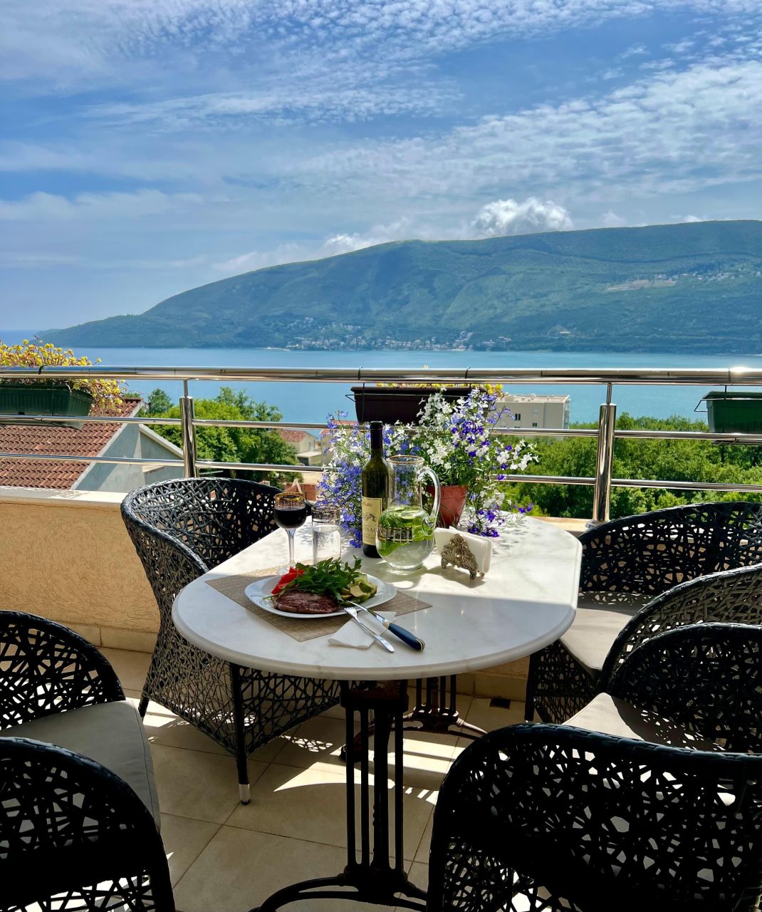 Appartement à Herceg-Novi, Monténégro, 112 m² - image 1