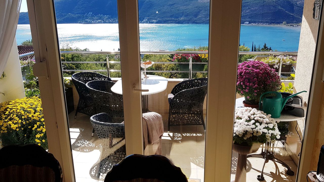 Flat in Herceg-Novi, Montenegro, 112 m² - picture 8