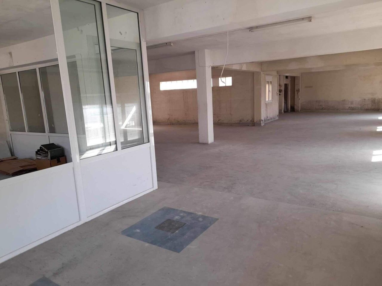 Propiedad comercial en Atenas, Grecia, 1 045 m² - imagen 3