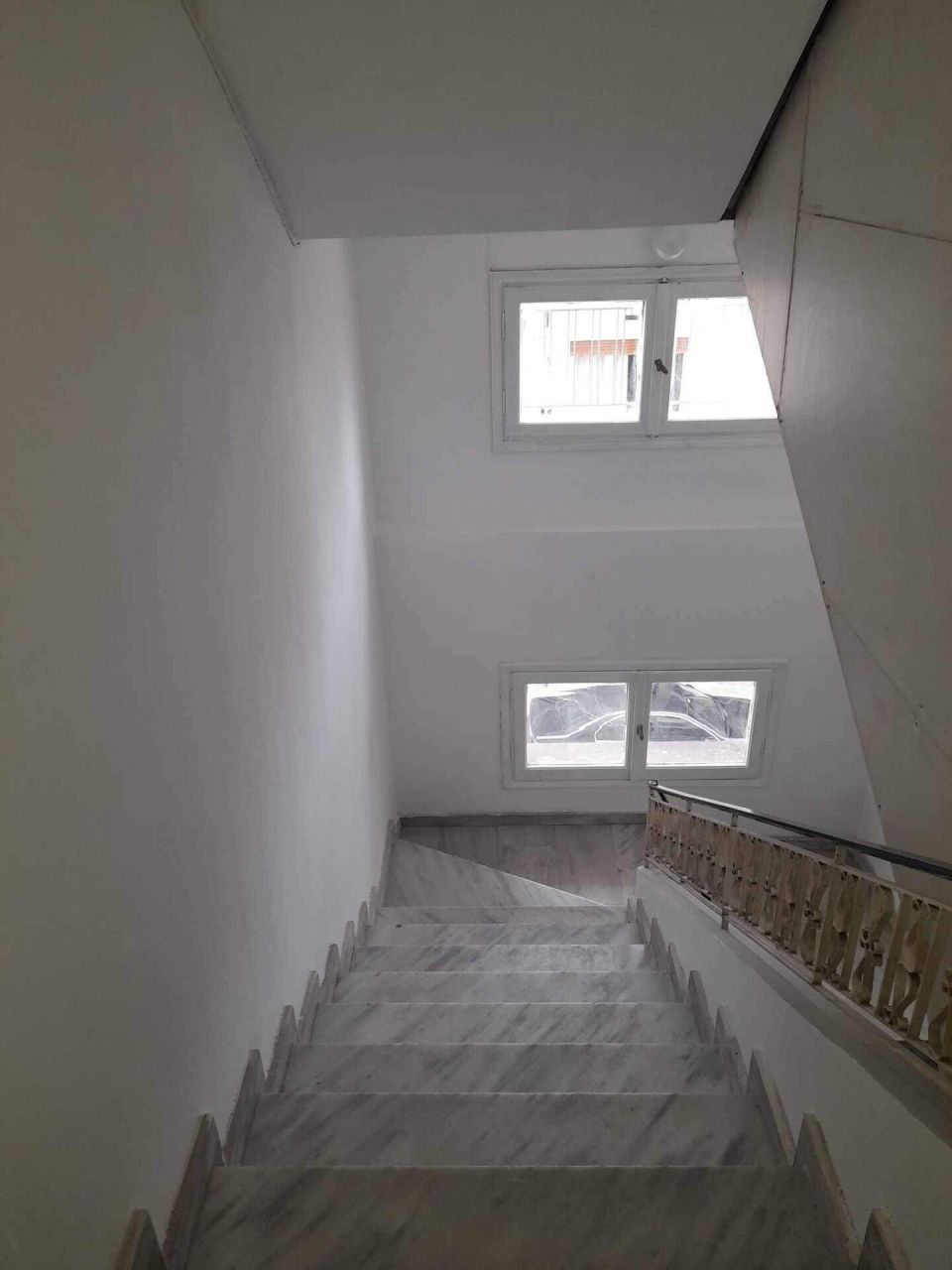 Propiedad comercial en Atenas, Grecia, 1 045 m² - imagen 2