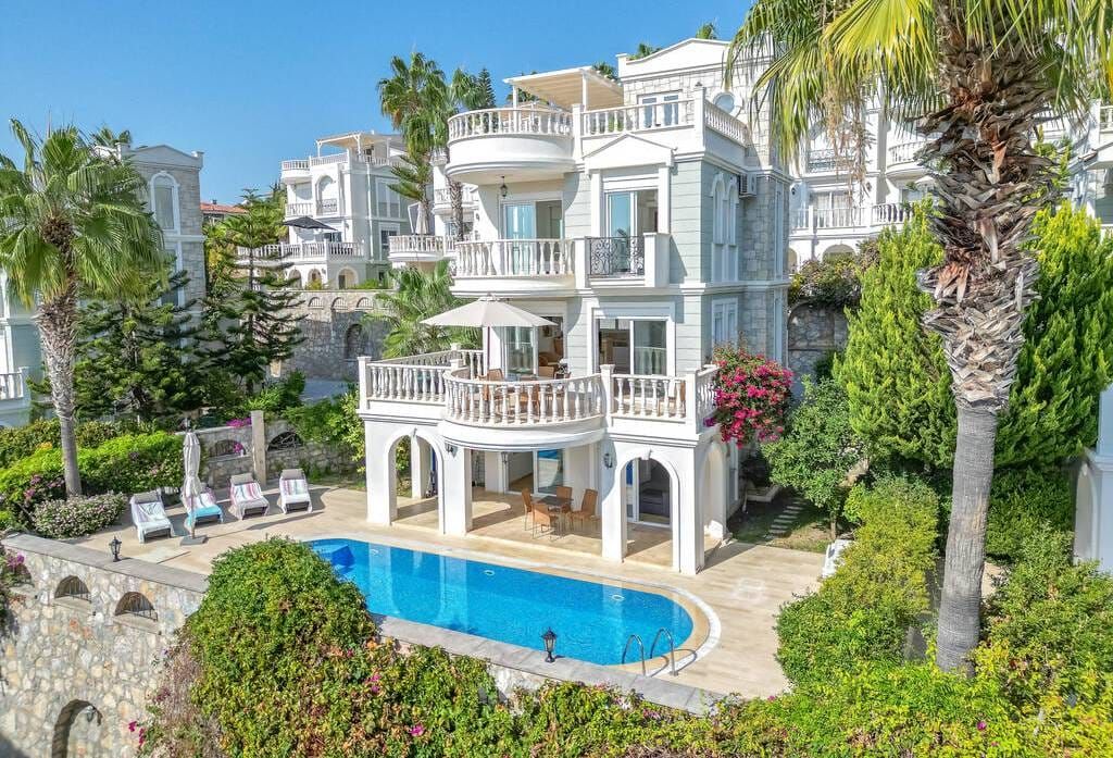 Villa à Alanya, Turquie - image 1