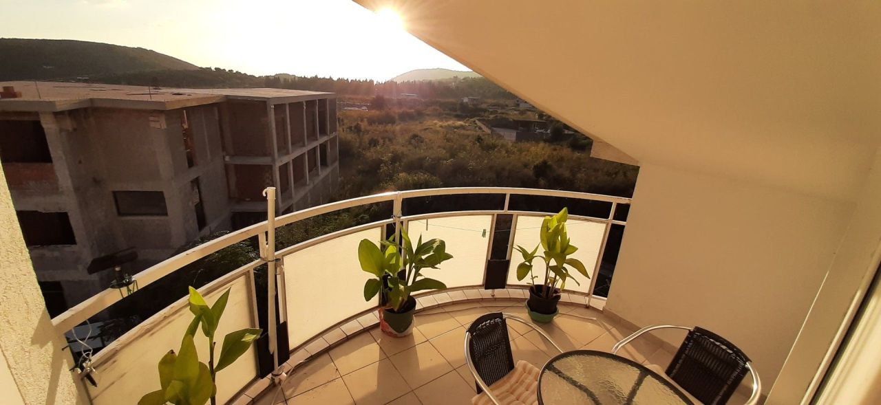 Appartamento a Sutomore, Montenegro, 52 m² - foto 2