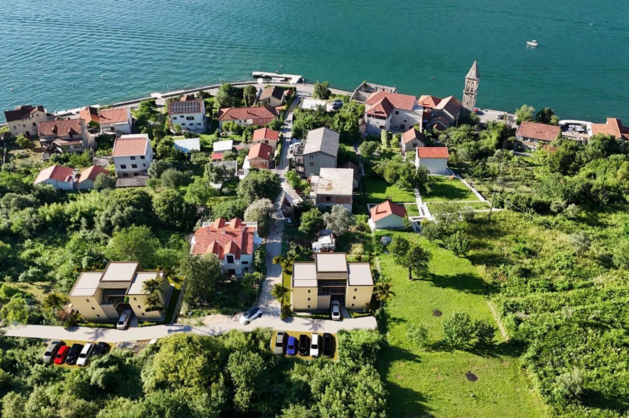 Apartment in Stoliw, Montenegro, 55.45 m² - Foto 1