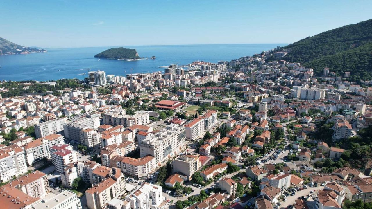 Terrain à Budva, Monténégro, 6 800 m² - image 16