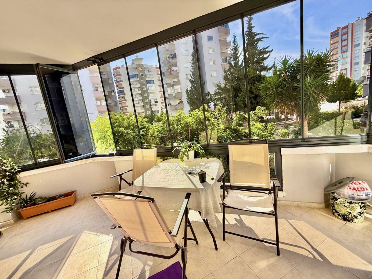 Flat in Mersin, Turkey, 180 m² - picture 1