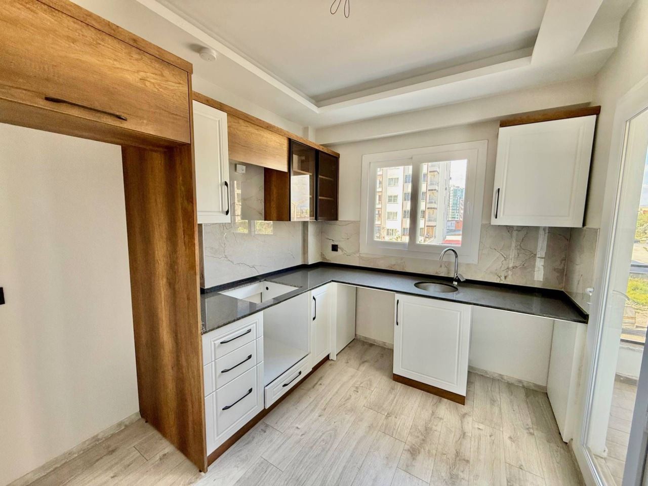 Appartement à Mersin, Turquie, 83 m² - image 1