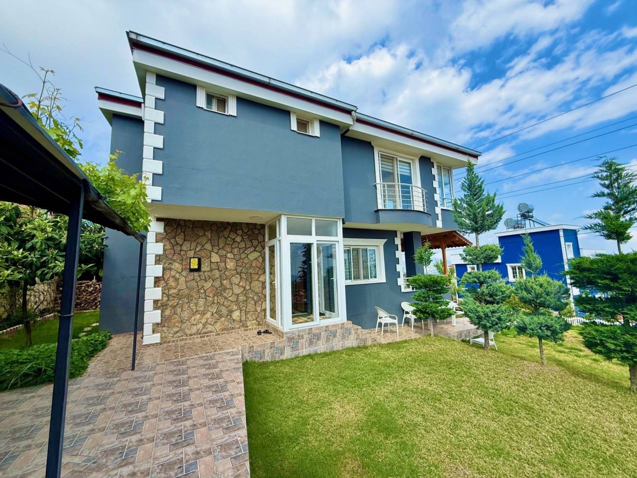 Villa à Mersin, Turquie, 160 m² - image 1