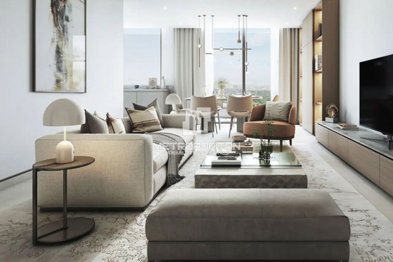 Apartment in Dubai, UAE, 49 m² - picture 2