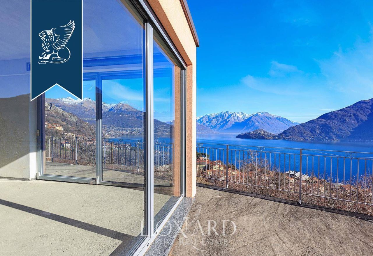 Villa in Pianello del Lario, Italy, 350 m² - picture 1