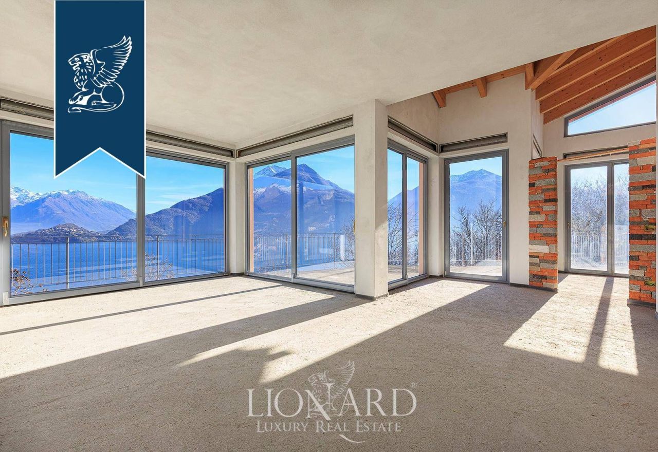 Villa in Pianello del Lario, Italy, 350 m² - picture 2