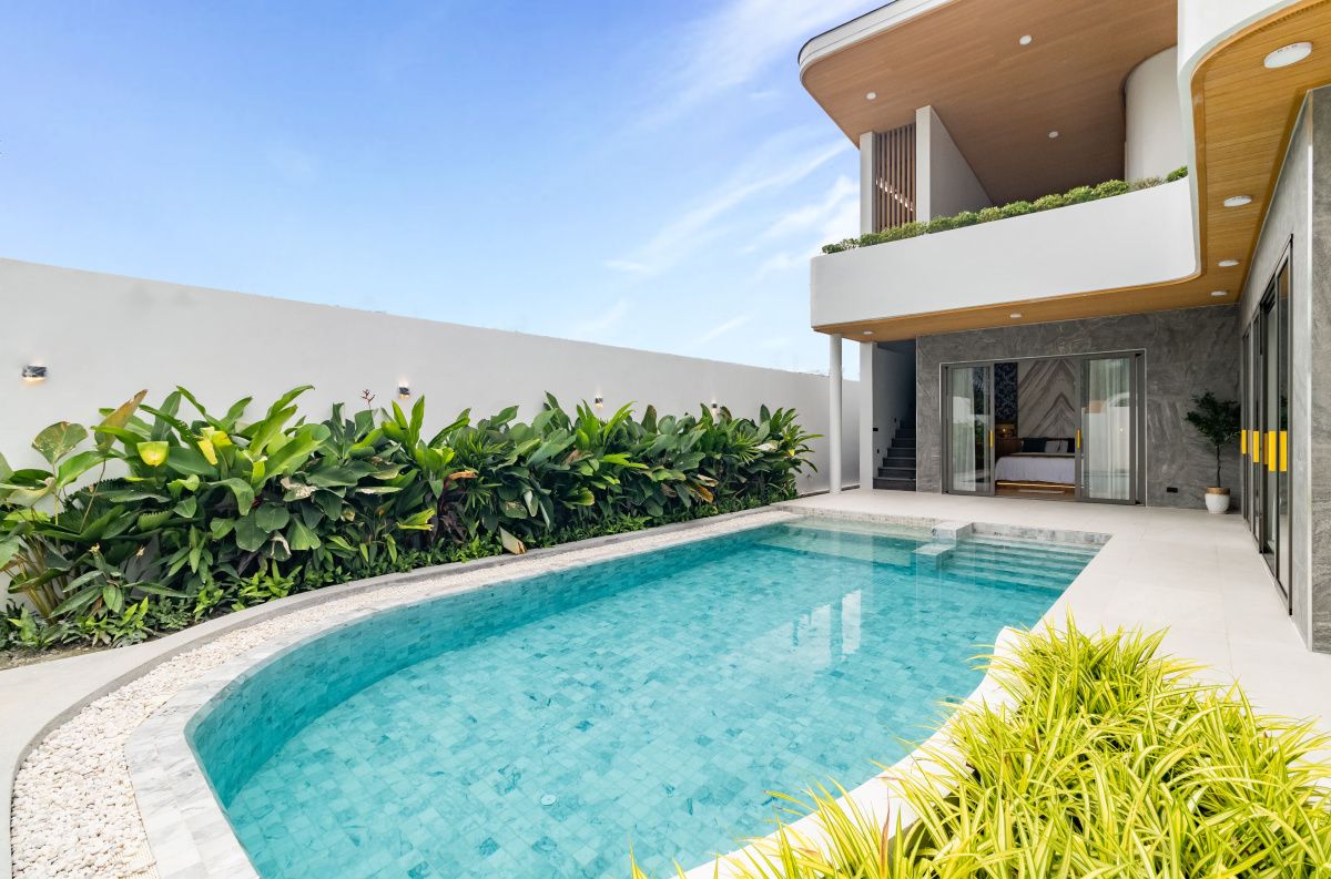 House in Phuket, Thailand, 375 m² - picture 1