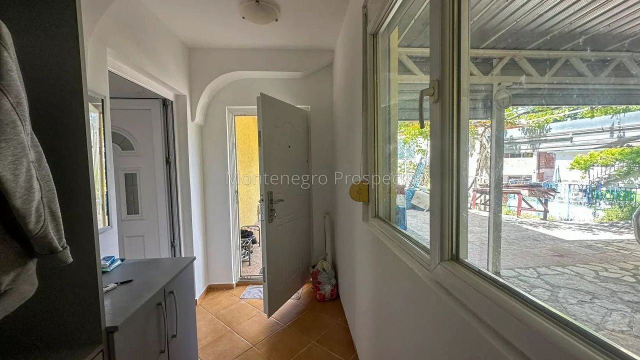 Casa en Sutomore, Montenegro, 390 m² - imagen 3