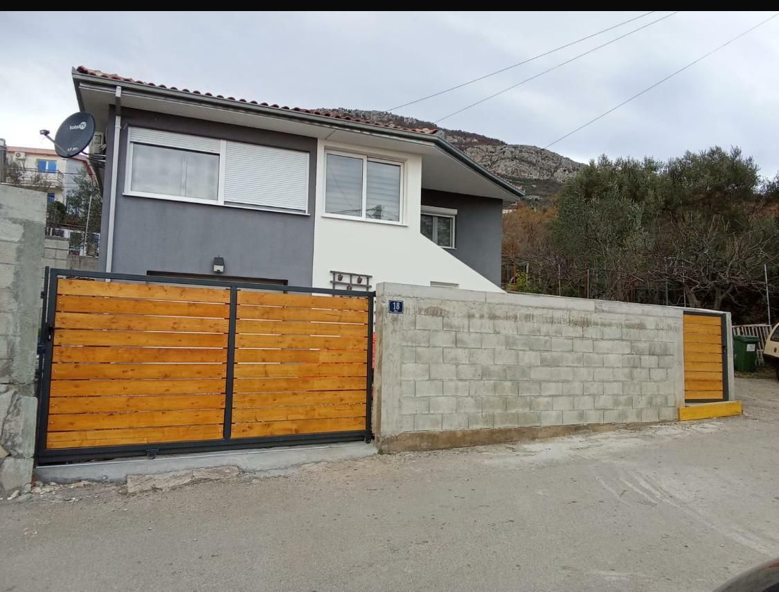 Casa en Šušanj, Montenegro, 121 m² - imagen 1