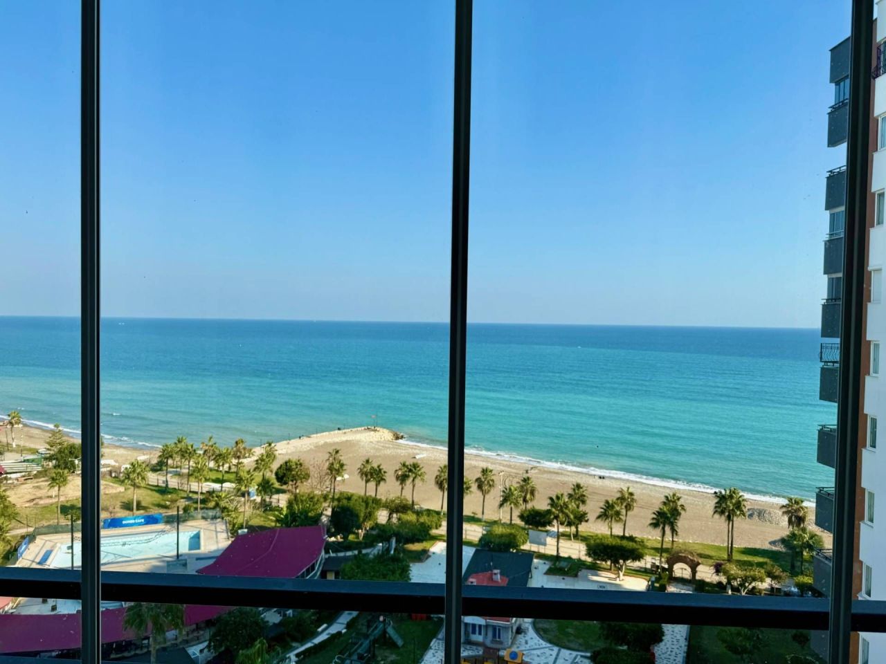 Appartement à Mersin, Turquie, 235 m² - image 1