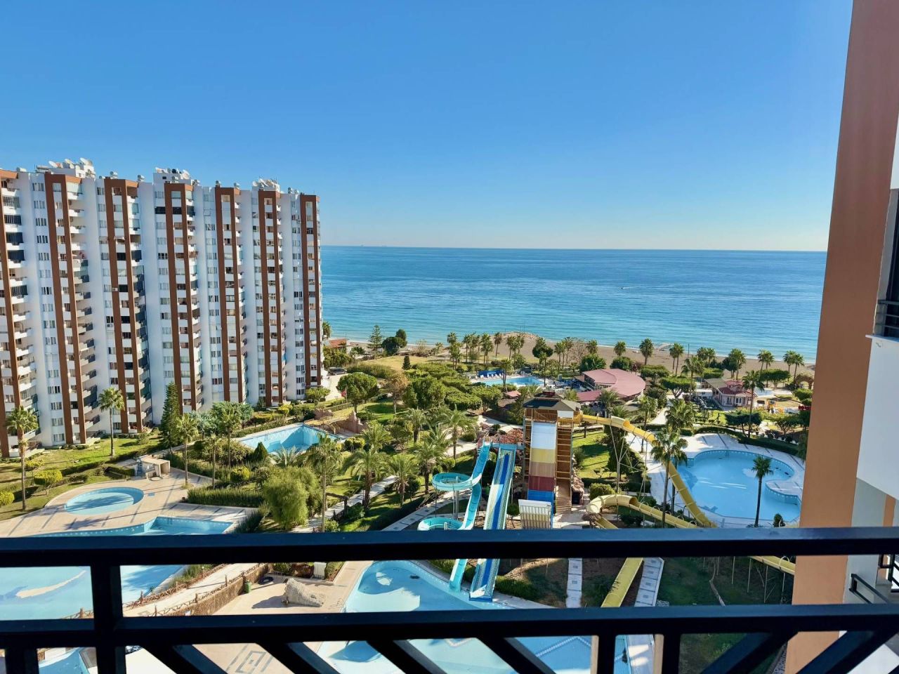Piso en Mersin, Turquia, 210 m² - imagen 1