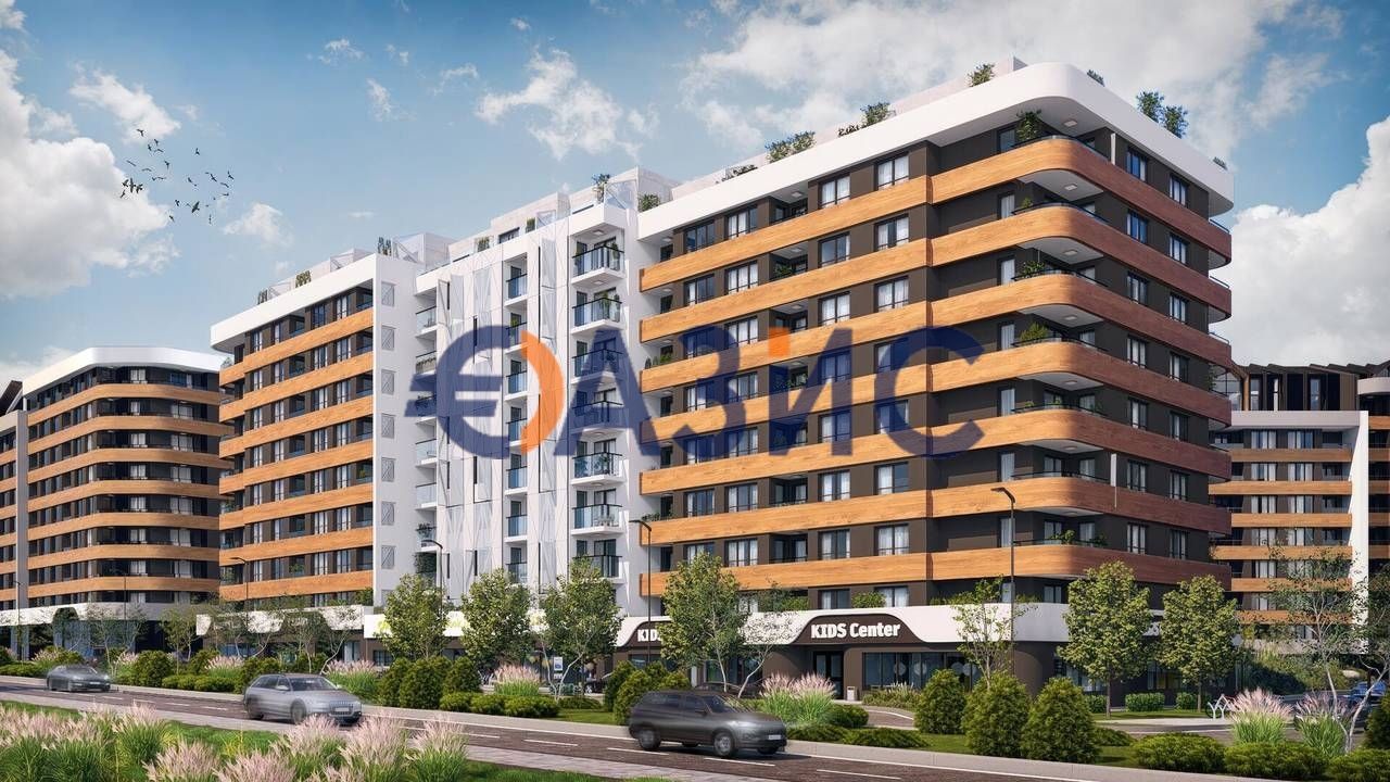 Appartement à Bourgas, Bulgarie, 75.8 m² - image 1