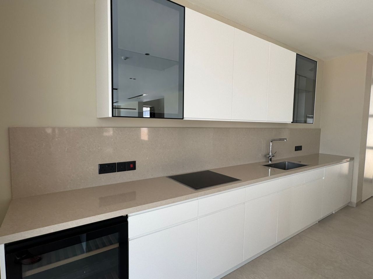 Maison à Agios Athanasios, Chypre - image 2